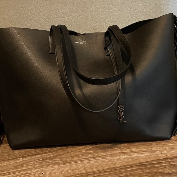 Saint Laurent Leather Fringe Tote Bag - Picture 4 of 10